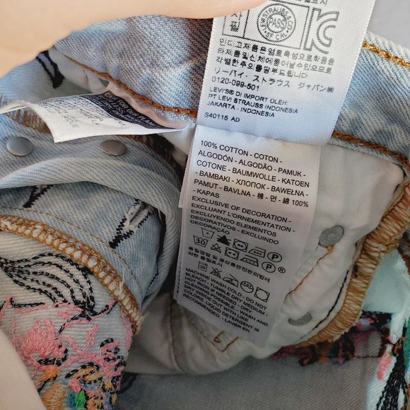 UNIQUE! LEVI'S 501 Embroidered Button Fly Cut-off Floral Denim Shorts - Picture 12 of 15